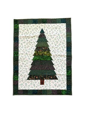 VTG Handmade Christmas Tree Holly Berry Patchwork Quilted Wall Hanging 31”x24”
